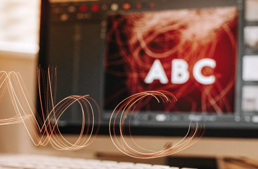 Introducción a los motion graphics básicos para mejorar vídeos.